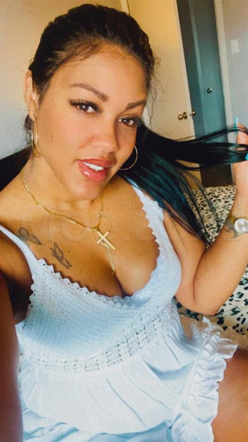 Escort Model Carmen Lina, Manurewa - 4390