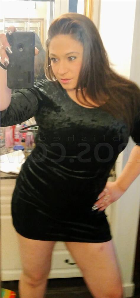 Farkhondeh, cheap girls in Birkenhead - 4216