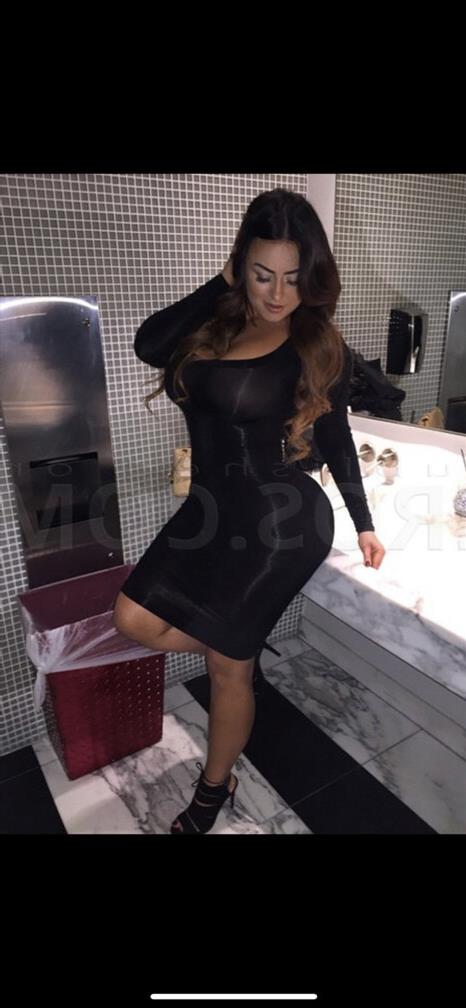 Nafetiti, escort in Whitiora - 6385