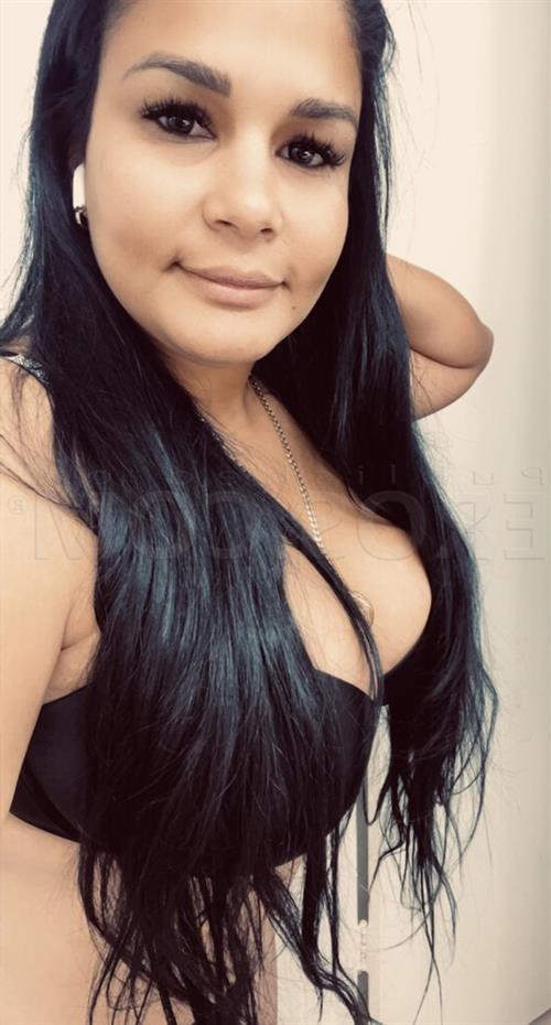 Escort Model Roweeda, Wairarapa - 4581